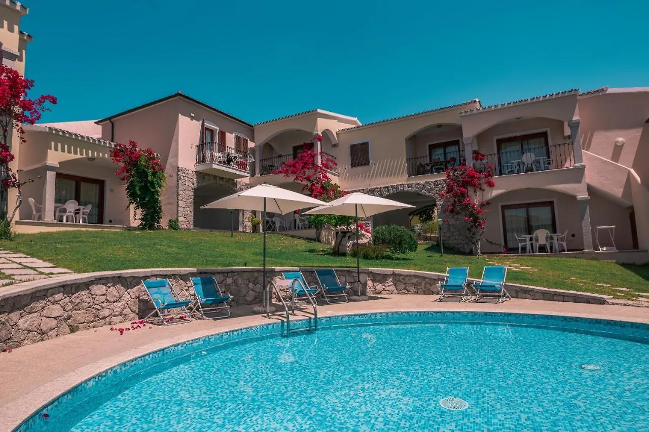 The Fantastic Residenza Badus Two Bedroom Sleeps Six Child Num0821 Badesi Italien