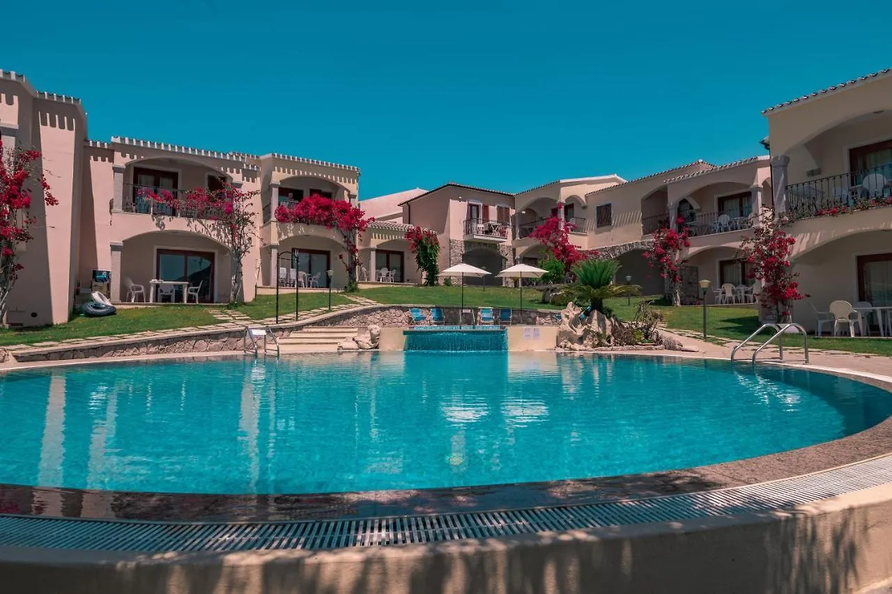 The Fantastic Residenza Badus Two Bedroom Sleeps Six Child Num0821 باديسي 0*,  إيطاليا